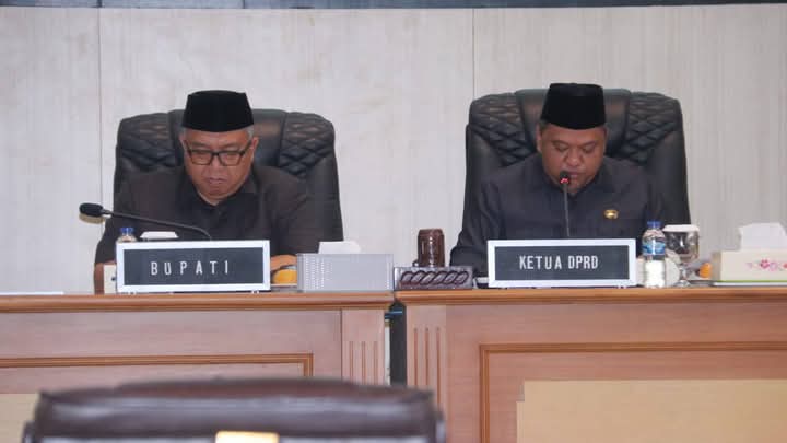 Tanggapan Fraksi Dprd Terhadap Pendapat Bupati Sukabumi Atas Tiga Raperda