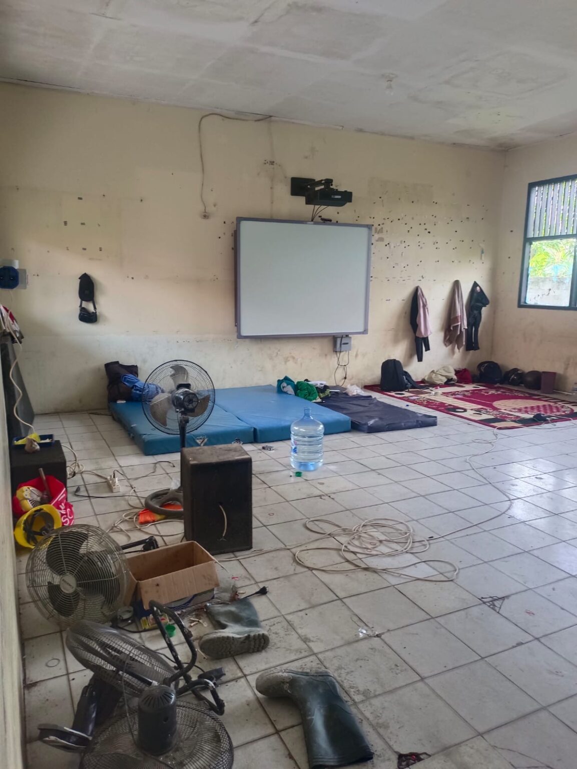 Pekerjaan Renovasi SDN Cilangkap 7 Diduga Fiktif