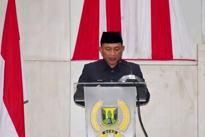 Paripurna DPRD, Bupati Sukabumi Dukung Revisi PERDA Penyelenggaraan Ketenagakerjaan