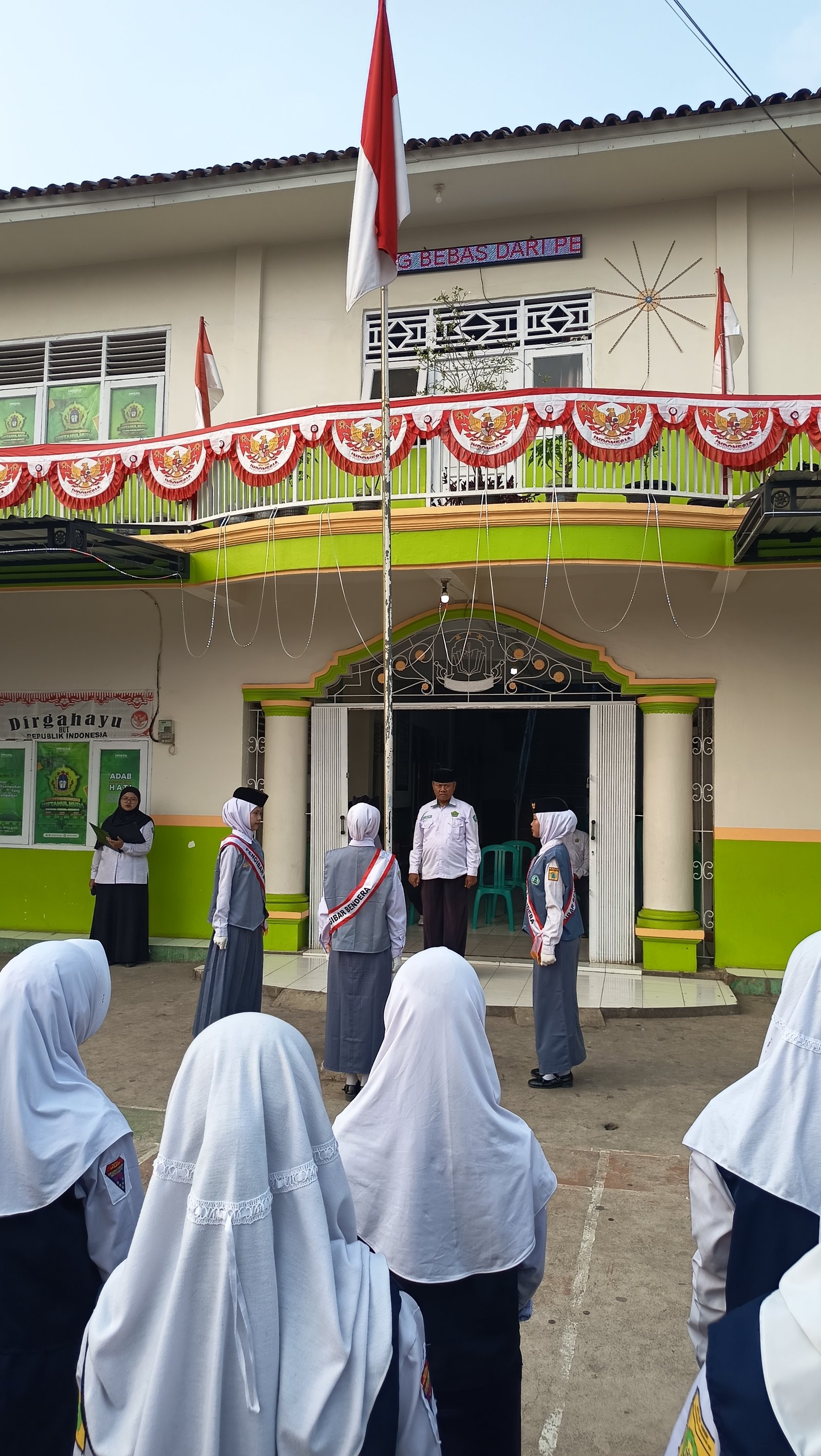 LPI Yayasan Abdi Ilmu Dinul Islam Gelar  Upacara Kemerdekaan RI ke-81